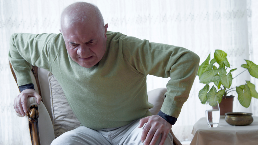 Vitamin D mangel gjennom lengre tid kan føre til muskelsvakhet og smerter.
