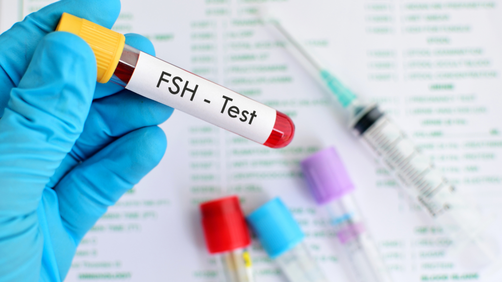 Høye verdier av FSH og LH sammen med lav østradiol markerer den kliniske definisjonen på at menopausen har inntruffet.